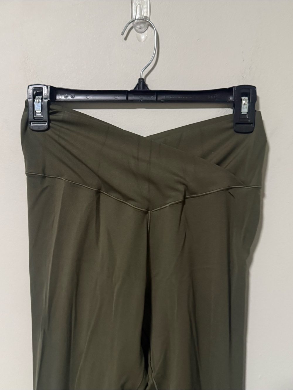 Aerie 7/8 Crossover Legging Large in Olive Green - Picture 3 of 8